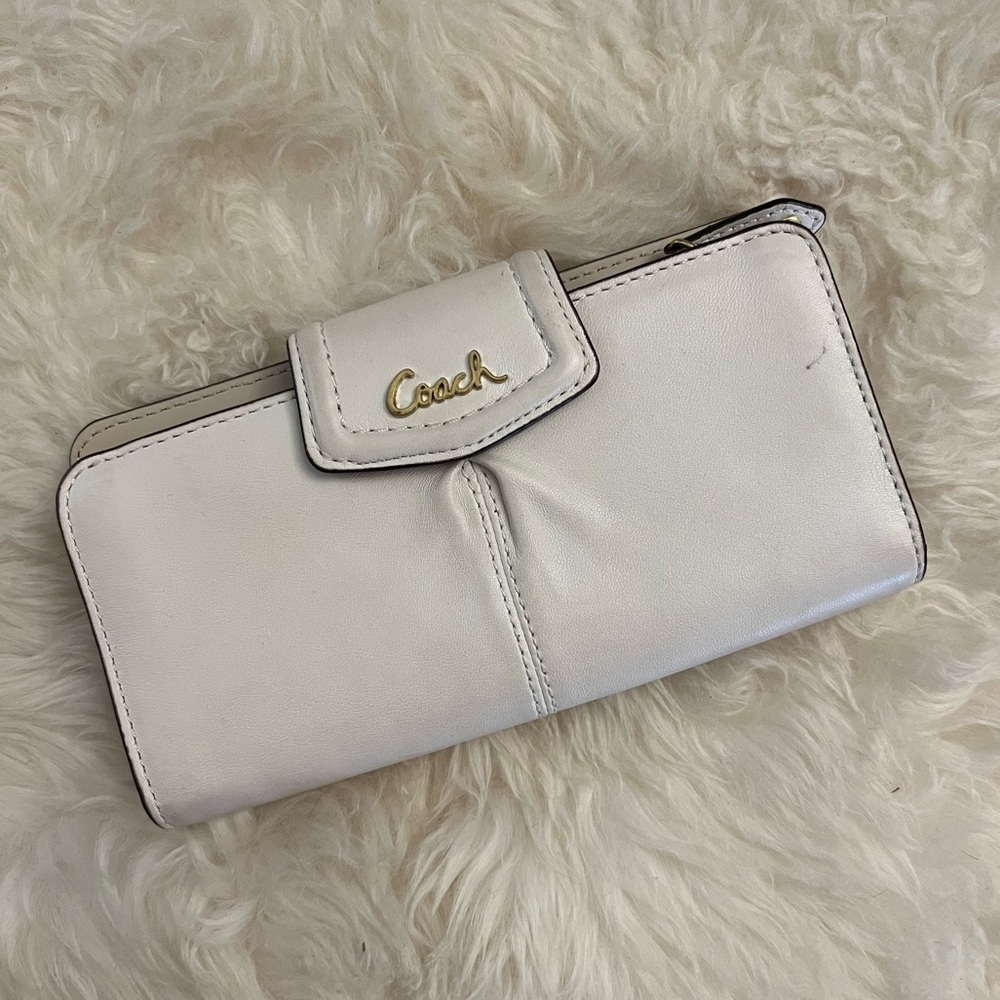 White Leather Coach Wallet